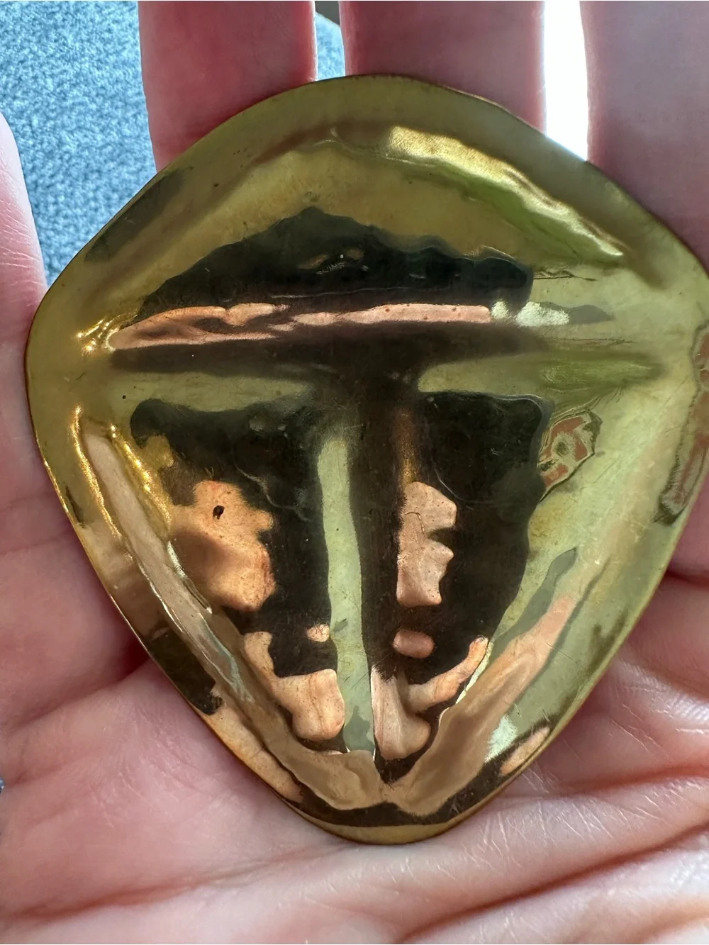 Gold-tone Metal Pin Brooch - Gold